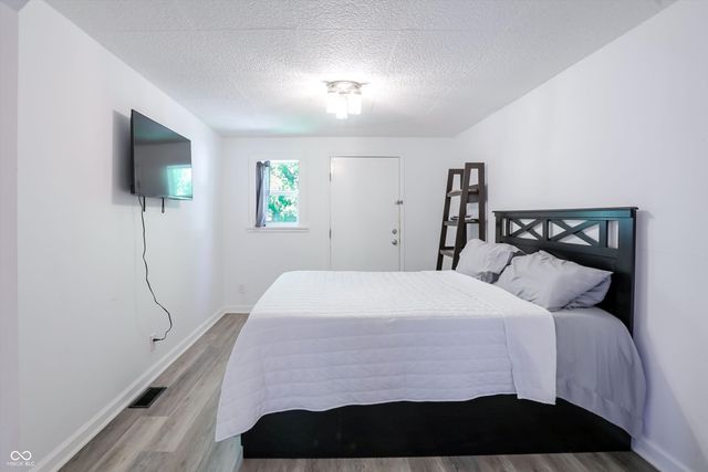 1202 Laurel Street, Indianapolis, IN 46203