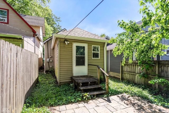 1202 Laurel Street, Indianapolis, IN 46203
