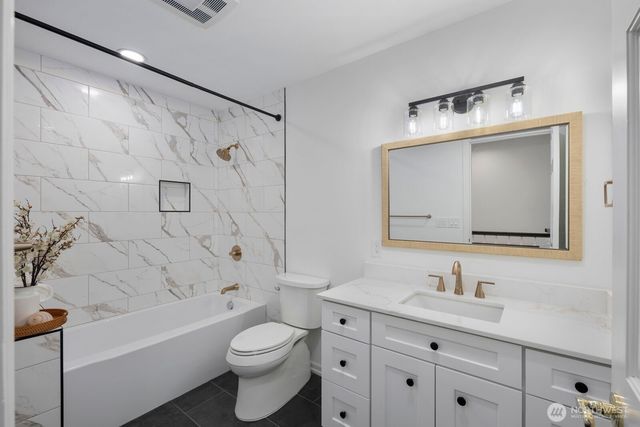 8815 90th Avenue NW, Gig Harbor, WA 98332