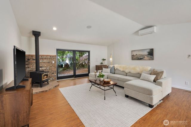 8815 90th Avenue NW, Gig Harbor, WA 98332