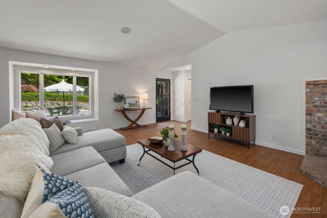 8815 90th Avenue NW, Gig Harbor, WA 98332
