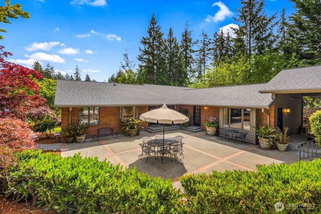 8815 90th Avenue NW, Gig Harbor, WA 98332
