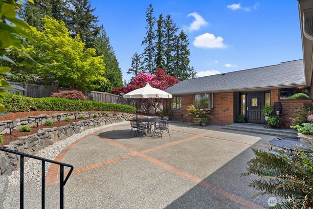 8815 90th Avenue NW, Gig Harbor, WA 98332