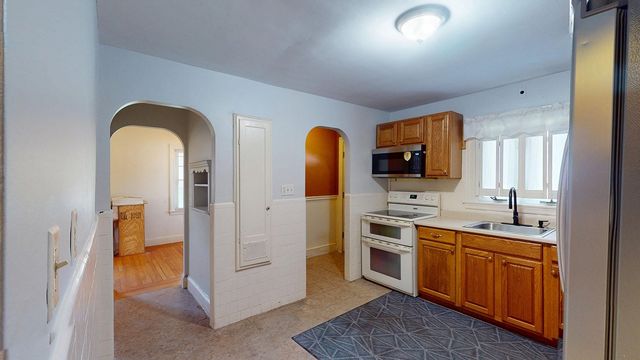 12 Miller, Blackstone, MA 01504