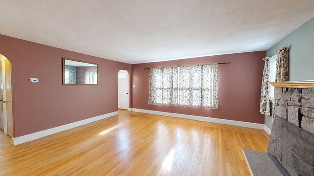 12 Miller, Blackstone, MA 01504