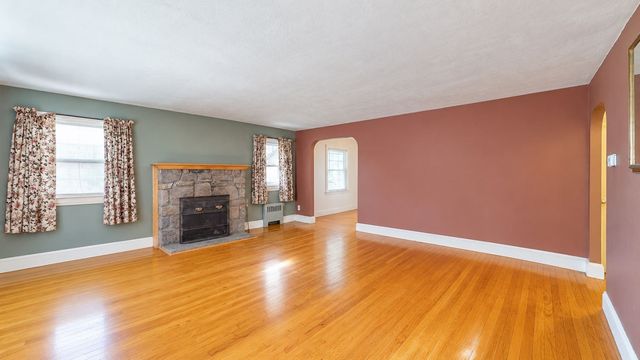 12 Miller, Blackstone, MA 01504