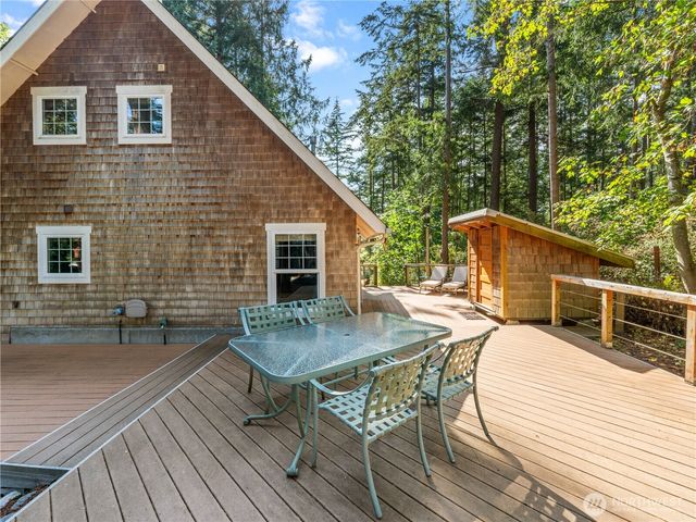 7683 Hideaway Lane, Anacortes, WA 98221