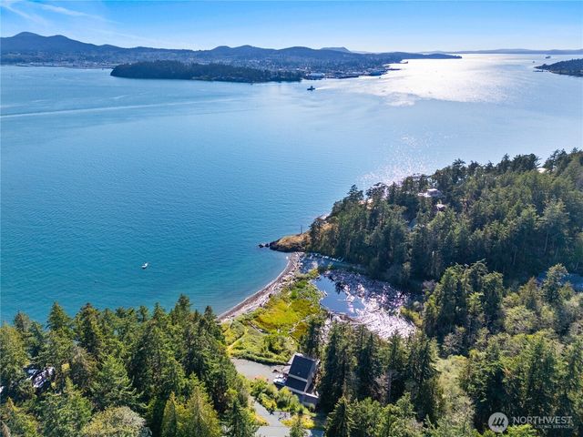 7683 Hideaway Lane, Anacortes, WA 98221