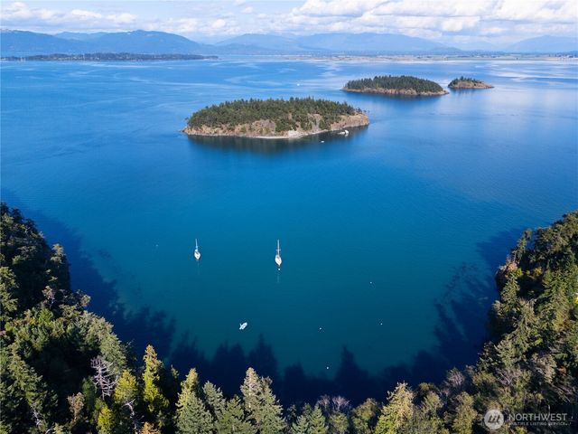 7683 Hideaway Lane, Anacortes, WA 98221
