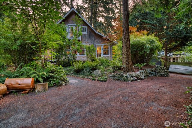 7683 Hideaway Lane, Anacortes, WA 98221