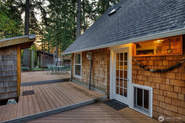 7683 Hideaway Lane, Anacortes, WA 98221