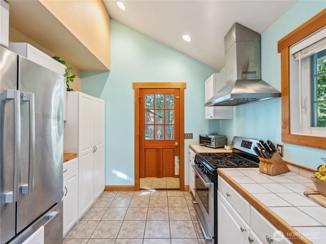 7683 Hideaway Lane, Anacortes, WA 98221