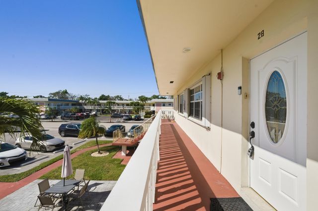 1455 N 12th Court 2B, Hollywood, FL 33019