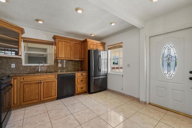 1455 N 12th Court 2B, Hollywood, FL 33019