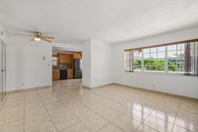 1455 N 12th Court 2B, Hollywood, FL 33019