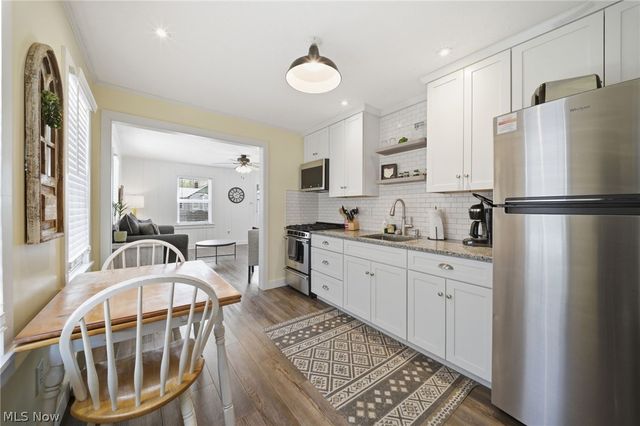5187 Old Lake Road, Geneva On The Lake, OH 44041