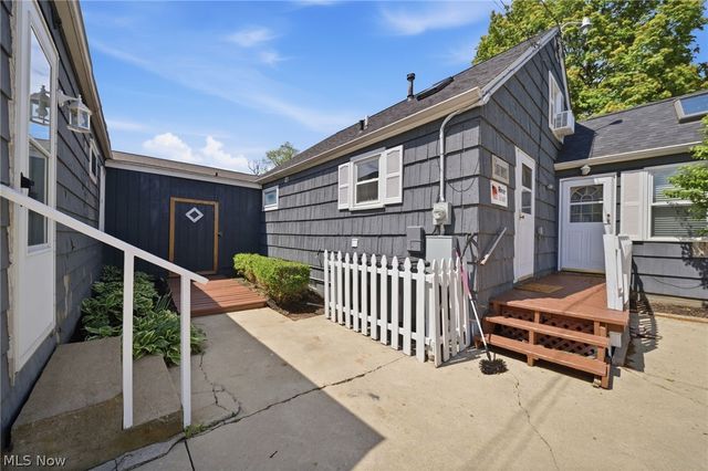 5187 Old Lake Road, Geneva On The Lake, OH 44041