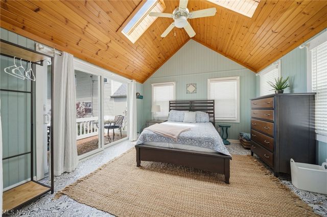 5187 Old Lake Road, Geneva On The Lake, OH 44041