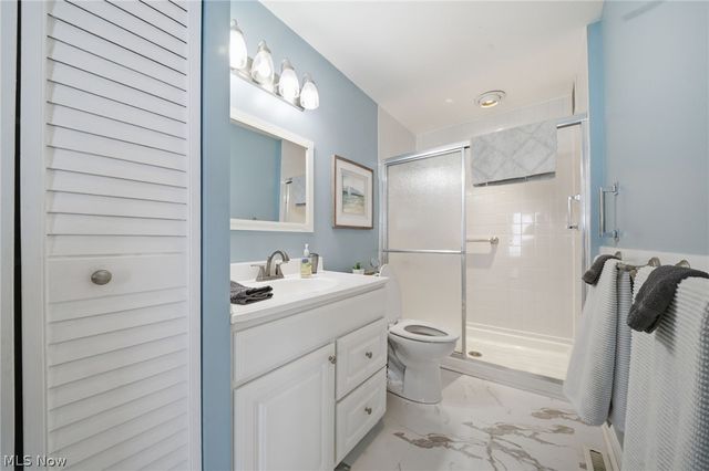 5187 Old Lake Road, Geneva On The Lake, OH 44041