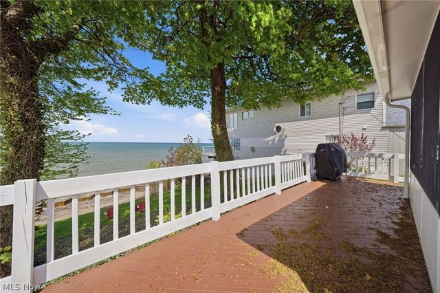 5187 Old Lake Road, Geneva On The Lake, OH 44041