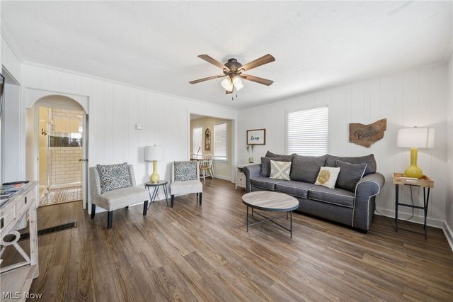5187 Old Lake Road, Geneva On The Lake, OH 44041