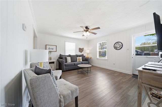 5187 Old Lake Road, Geneva On The Lake, OH 44041