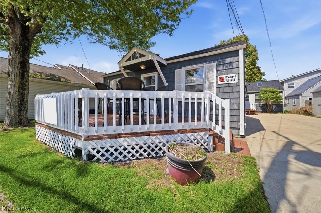 5187 Old Lake Road, Geneva On The Lake, OH 44041