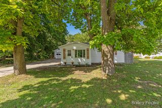 1051 West Street, Muskegon Twp, MI 49442