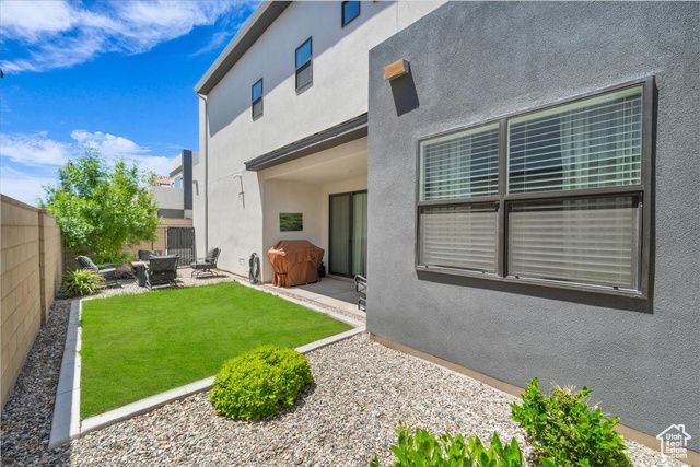 758 W SLATE LN, St. George, UT 84790