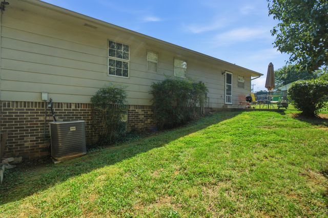 215 Mapleton Drive NW, Cleveland, TN 37312