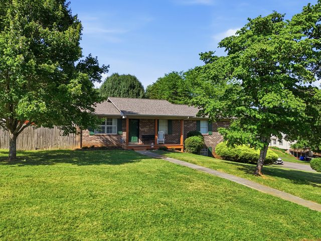 215 Mapleton Drive NW, Cleveland, TN 37312