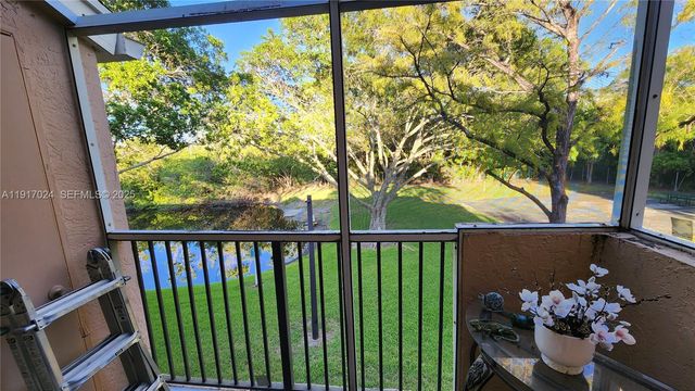 601 Cypress Lake Blvd K14, Deerfield Beach, FL 33064