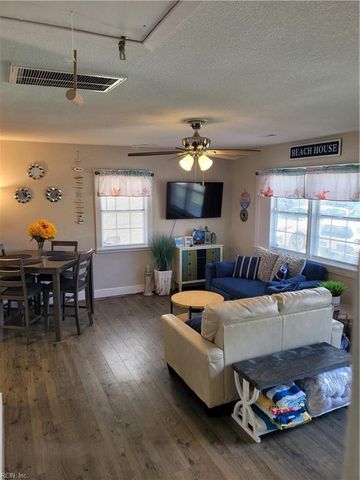 2008 Wood AVE, Hampton, VA 23664