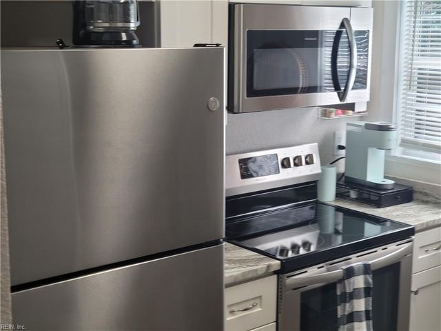 2008 Wood AVE, Hampton, VA 23664