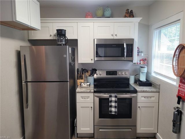 2008 Wood AVE, Hampton, VA 23664