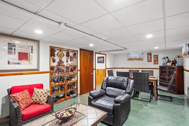 39 Clinton Street, Pawtucket, RI 02861