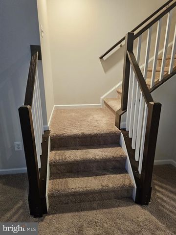 1012 FLESTER LN, Laurel, MD 20707