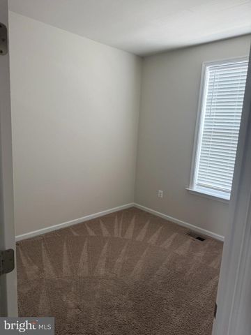 1012 FLESTER LN, Laurel, MD 20707