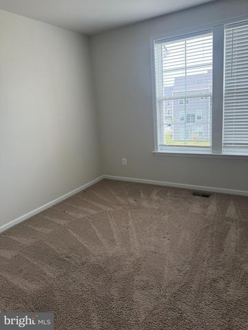 1012 FLESTER LN, Laurel, MD 20707