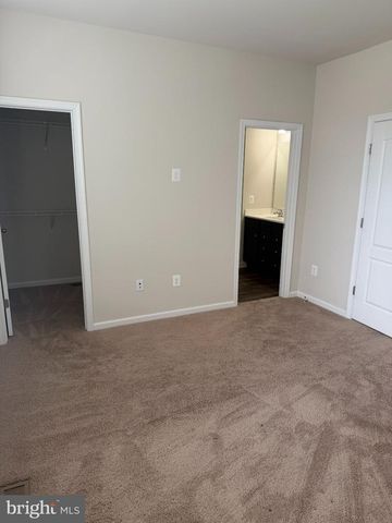 1012 FLESTER LN, Laurel, MD 20707