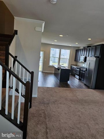 1012 FLESTER LN, Laurel, MD 20707