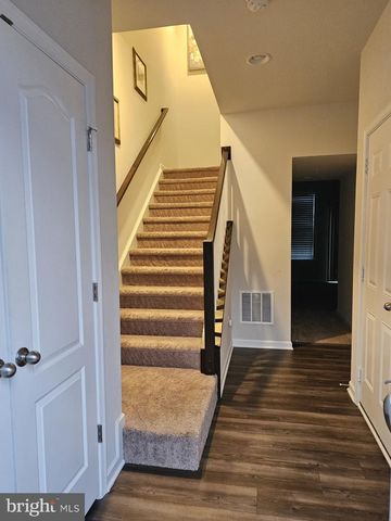 1012 FLESTER LN, Laurel, MD 20707