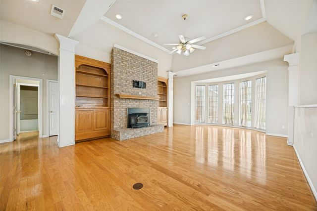 369 Ridgeview Drive, Sherman, TX 75090