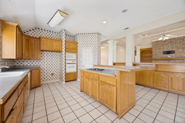 369 Ridgeview Drive, Sherman, TX 75090