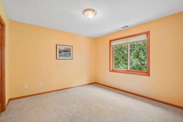 20628 Jura Trail, Lakeville, MN 55044