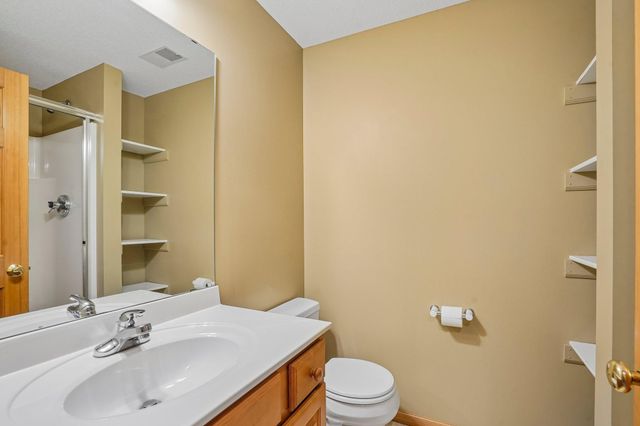 20628 Jura Trail, Lakeville, MN 55044