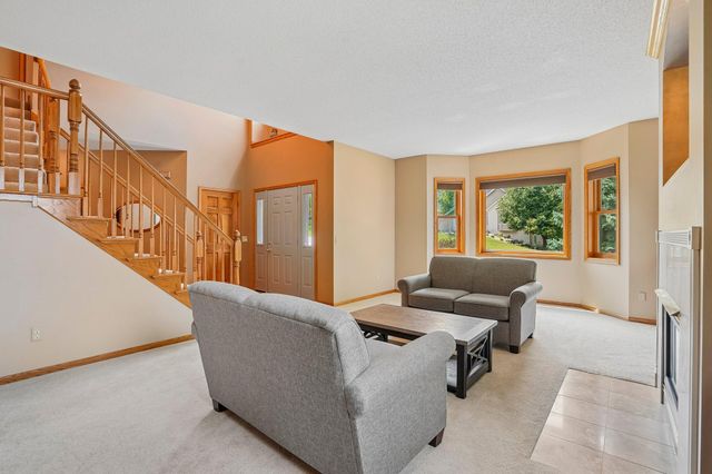 20628 Jura Trail, Lakeville, MN 55044