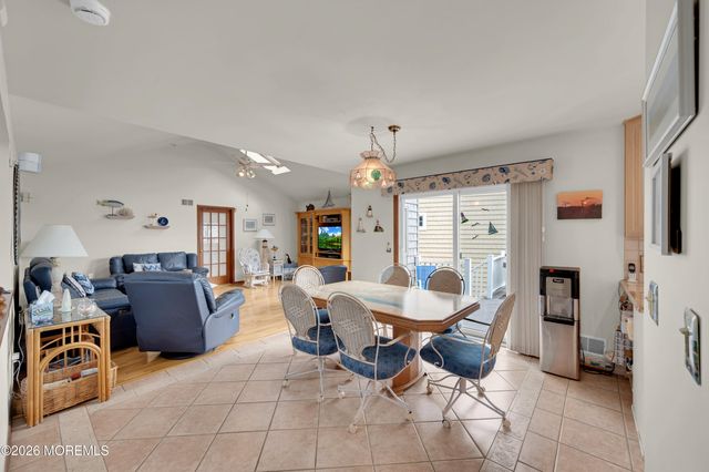 299 Monterey Circle, Lavallette, NJ 08735