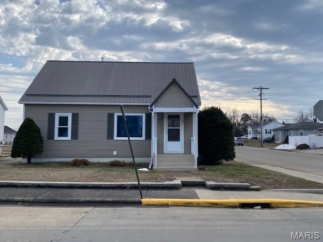 1021 Grand Avenue, Perryville, MO 63775