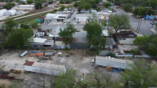 1415 RUIZ ST, San Antonio, TX 78207